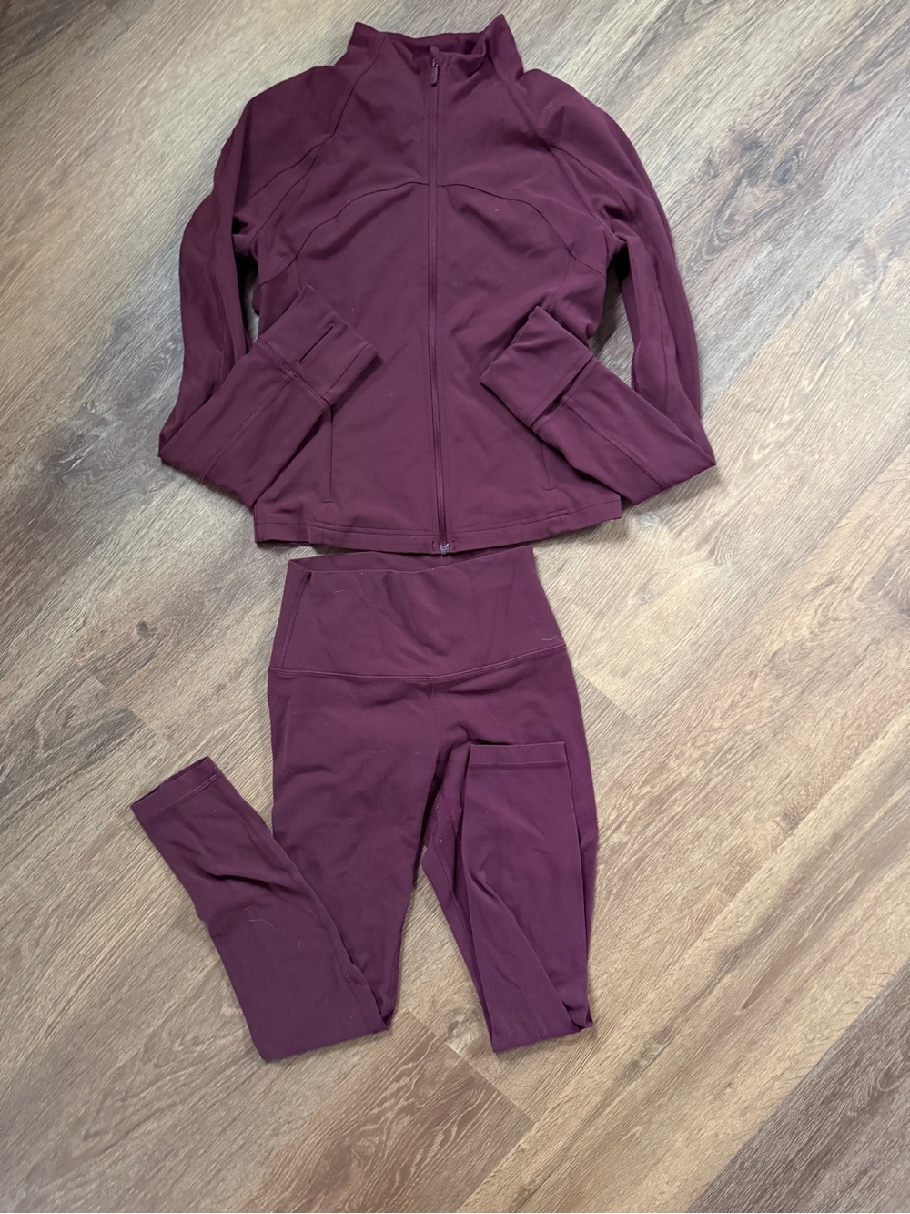 Lululemon Align Leggings 25” & Matching Define Zip Up Jacket Size 4 Burgundy Set